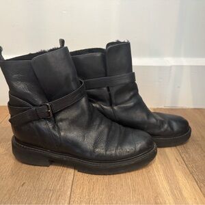 Vince Black Leather Boots with real fur lining